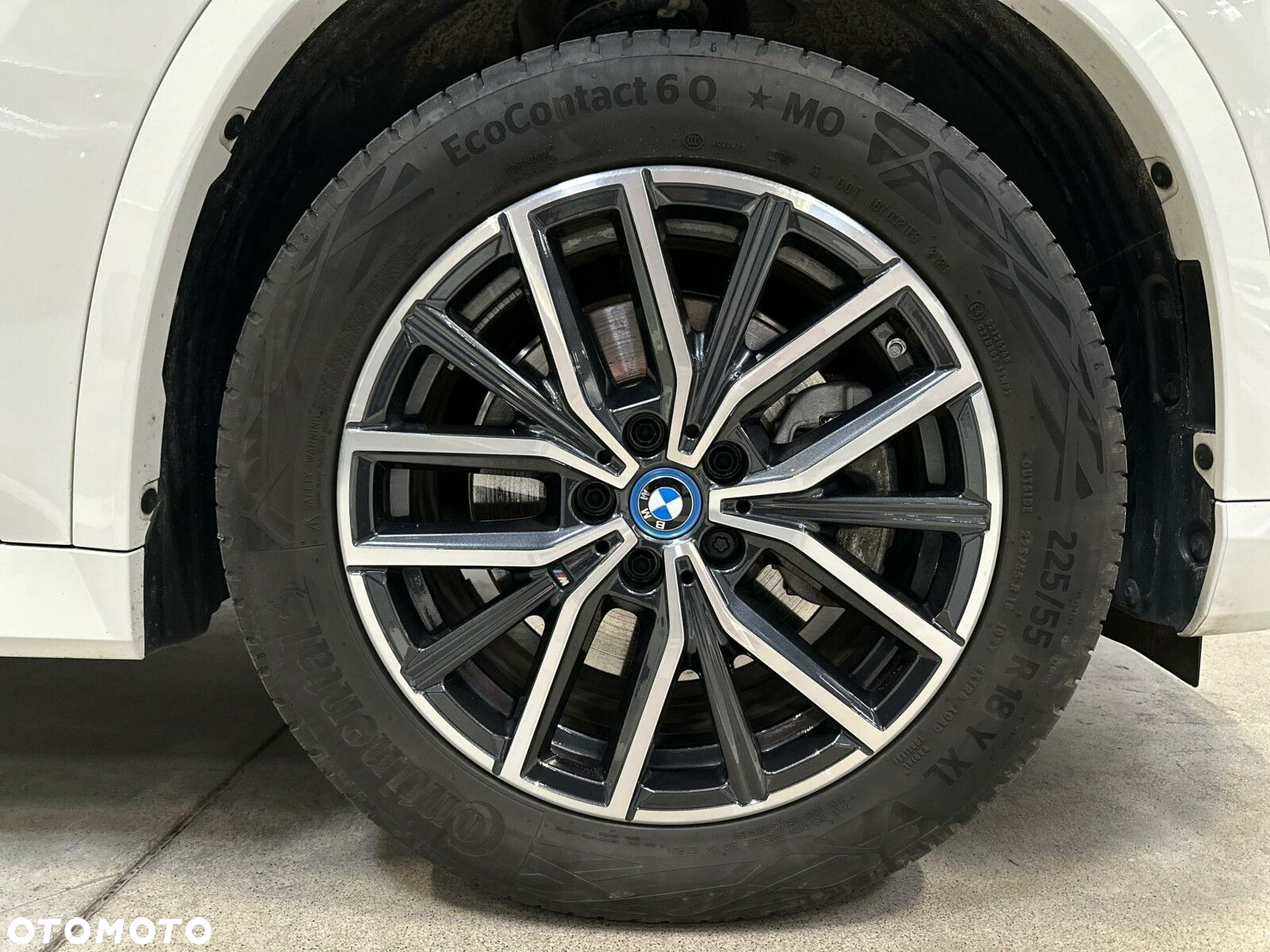 BMW iX1 - 9
