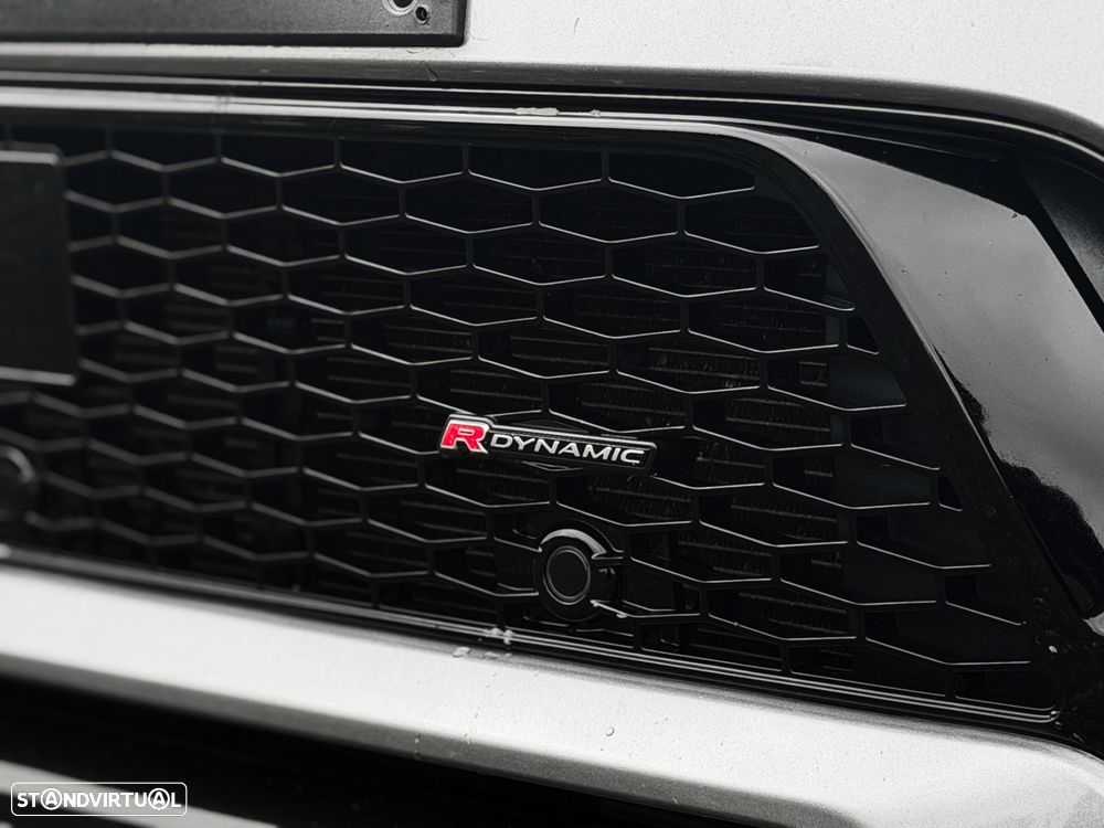 Land Rover Discovery Sport P300e R-Dynamic S - 7