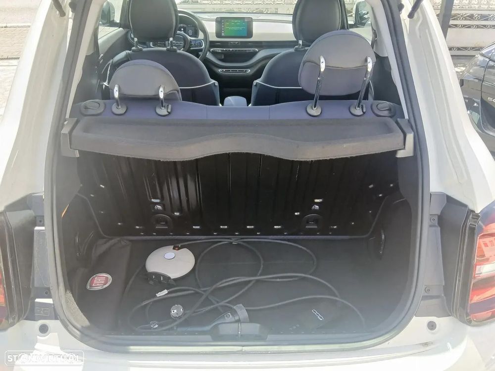 Fiat 500e 42kWh Pop — fotografia 31