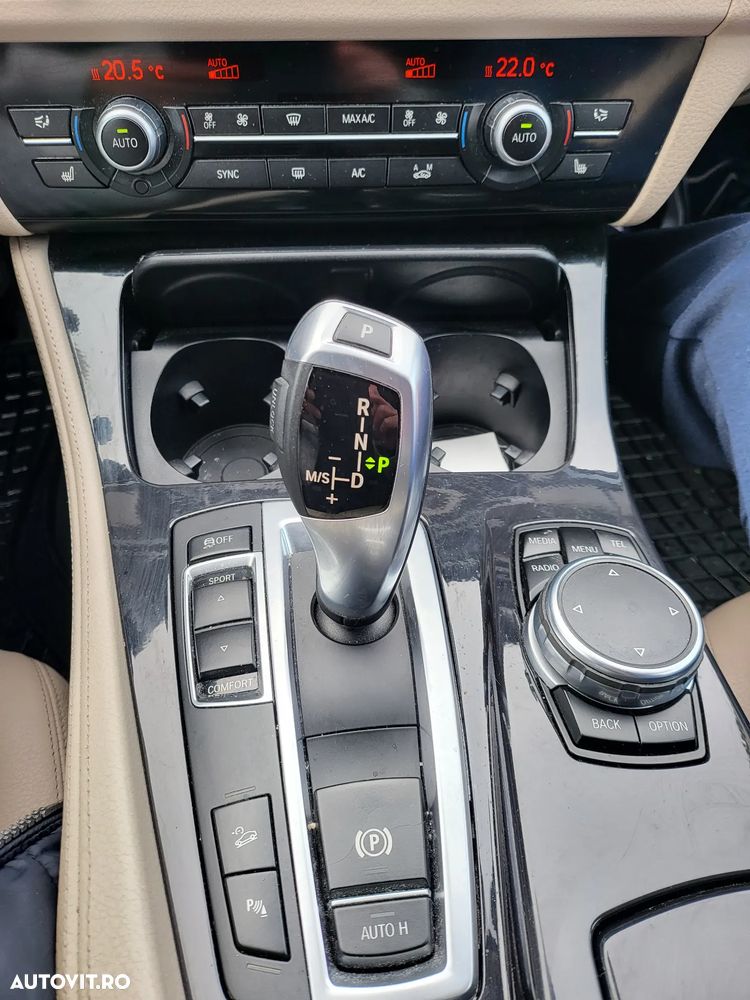 BMW Seria 5 520d xDrive AT - 10