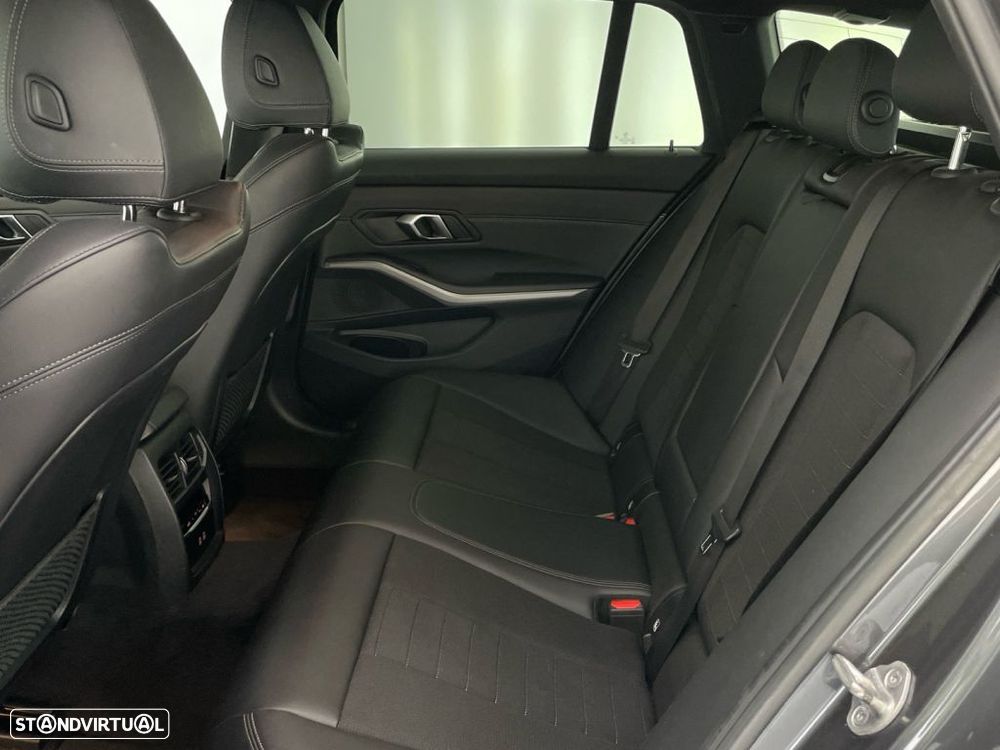 BMW 320 e Auto - 12
