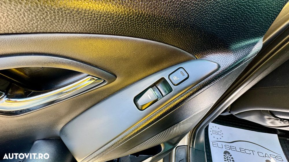 Hyundai ix35 2.0 CRDI 4WD Premium - 13