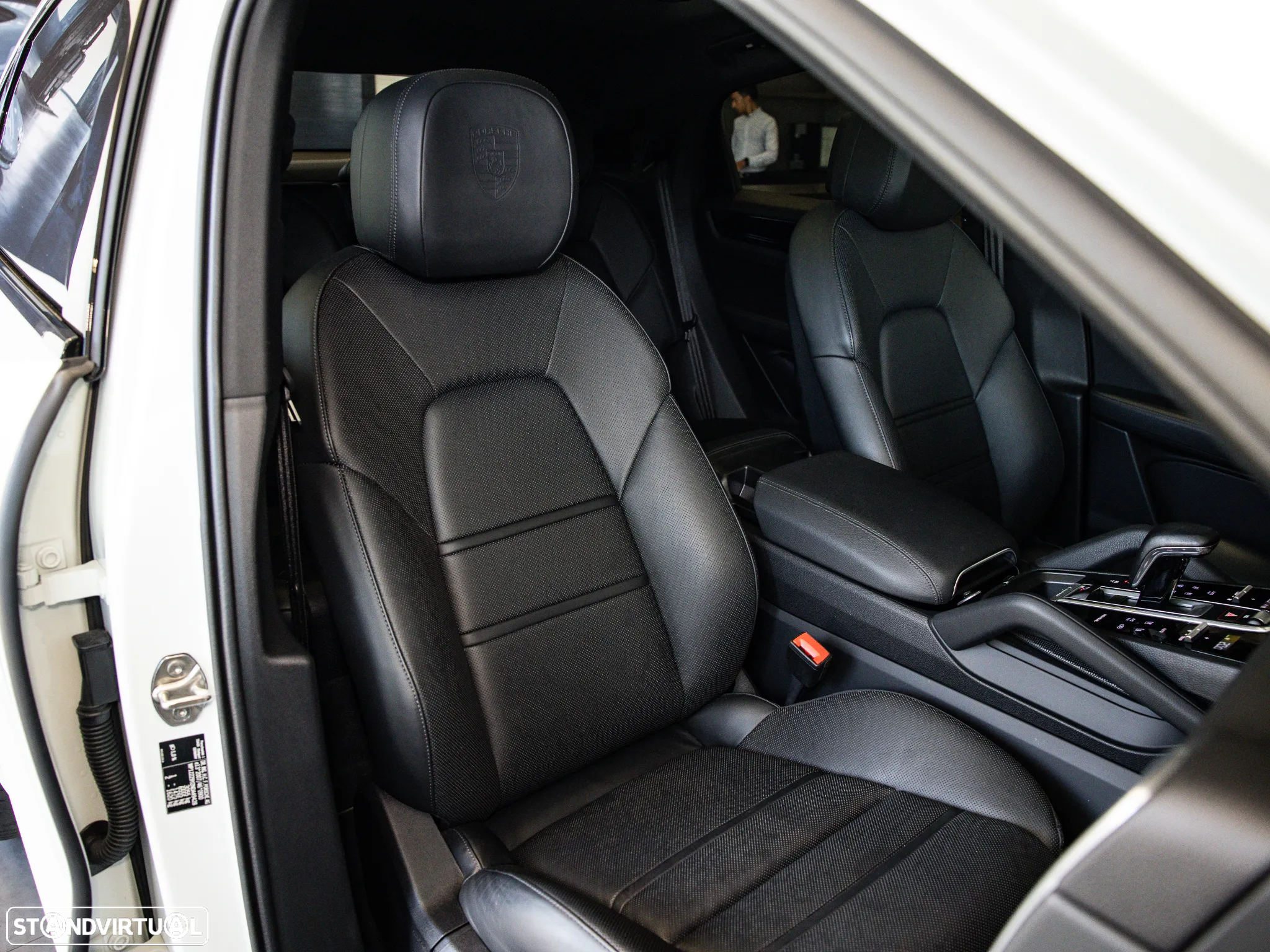 Porsche Cayenne Coupé E-Hybrid - 57