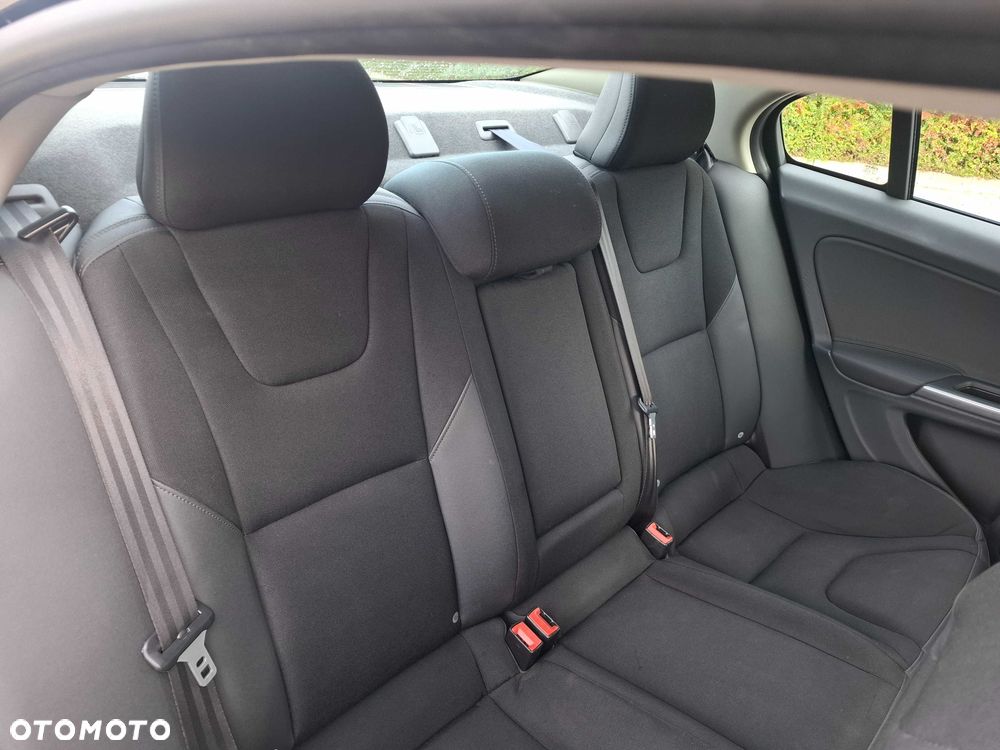 Volvo S60 - 6