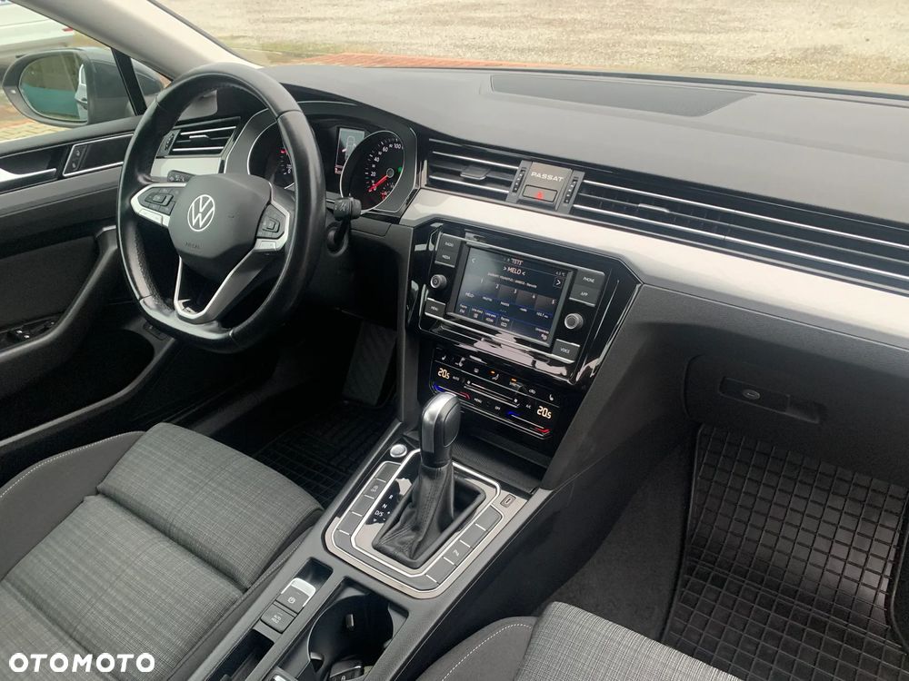 Volkswagen Passat 2.0 TDI EVO Business DSG - 23