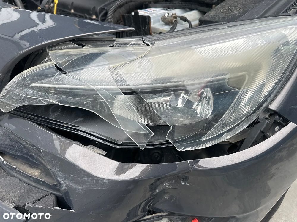 Opel Astra 1.6 Enjoy - 12