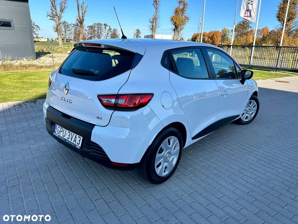 Renault Clio - 2