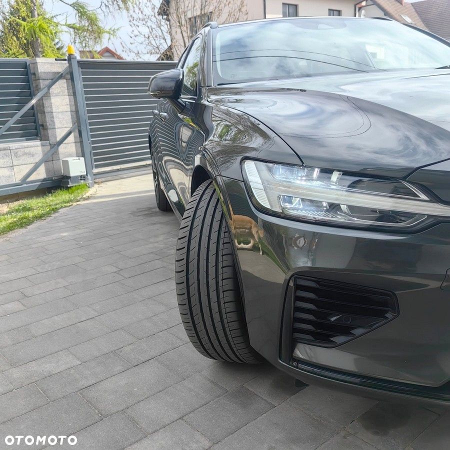 Volvo V60 T6 AWD Recharge Plus Dark - 6