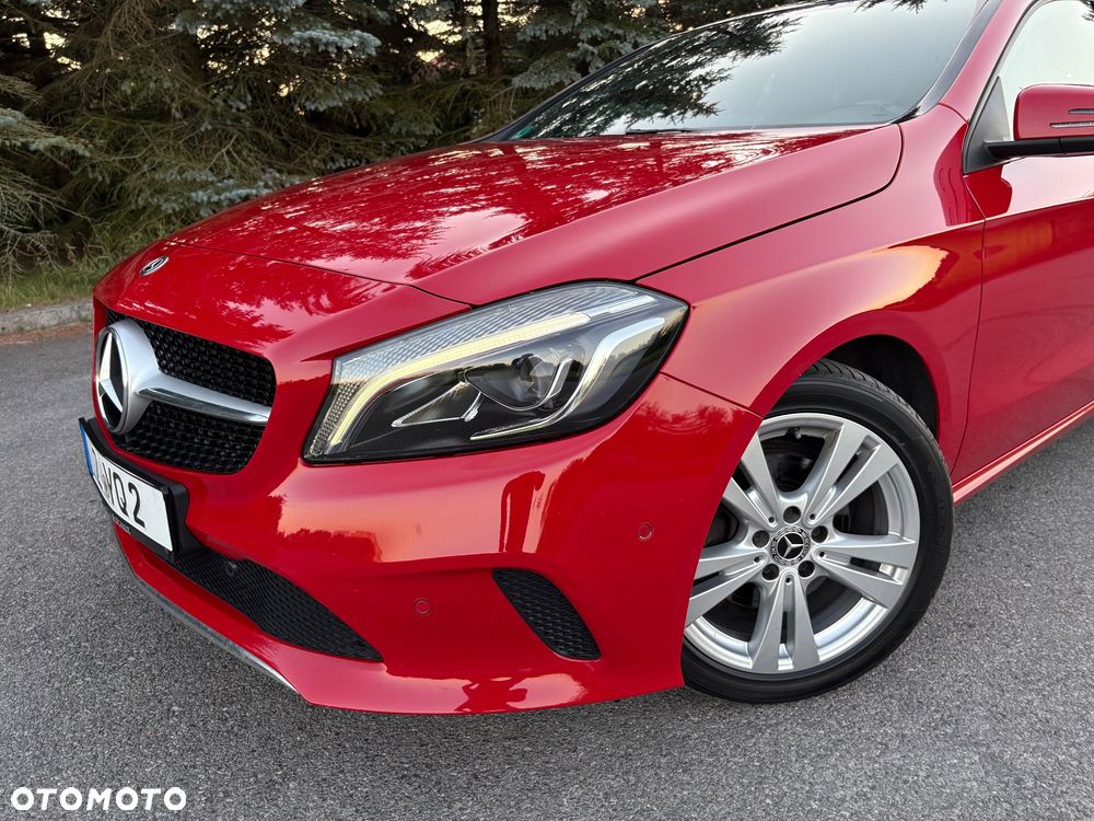 Mercedes-Benz Klasa A 180 (BlueEFFICIENCY) Urban - 37