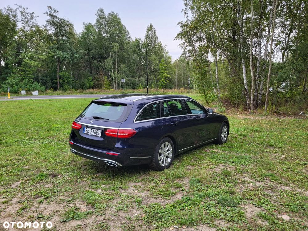 Mercedes-Benz Klasa E 220 d T 9G-TRONIC - 9