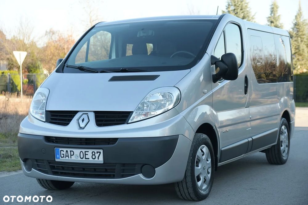 Renault Trafic - 2