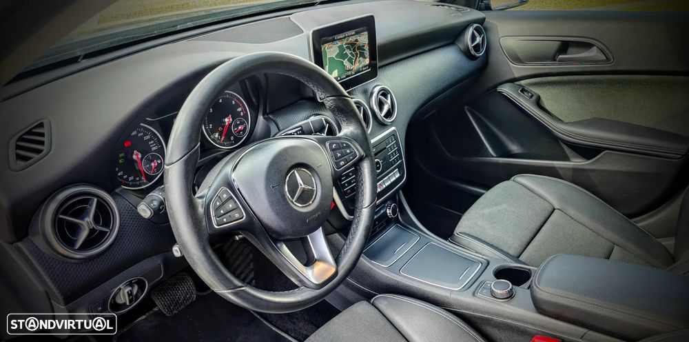 Mercedes-Benz A 180 d 7G-DCT AMG Line - 20