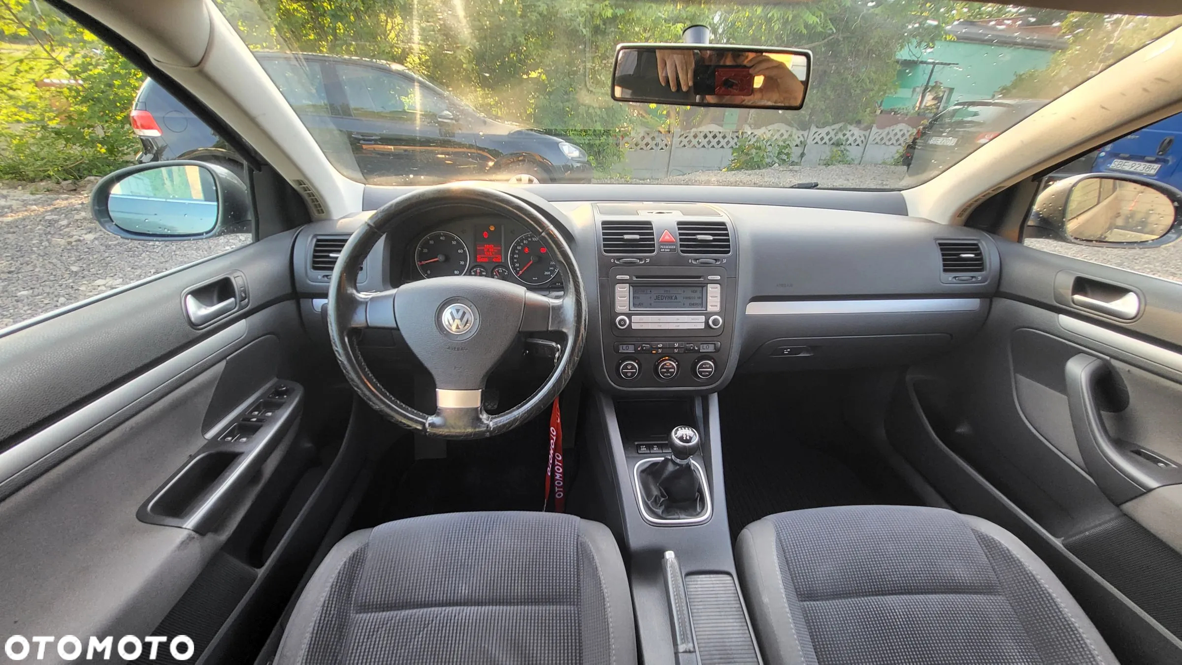 Volkswagen Golf 1.6 Comfortline - 23
