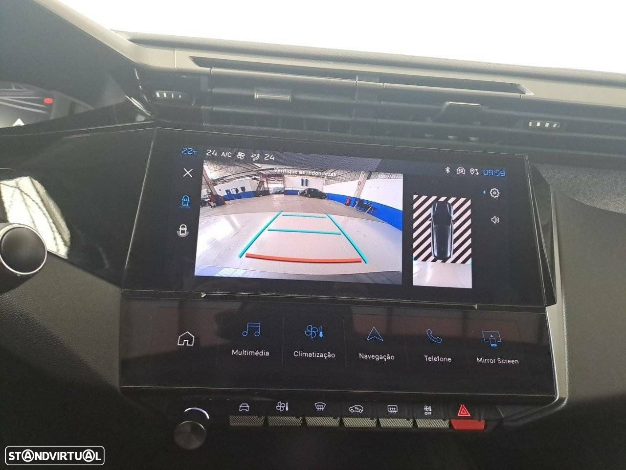 Peugeot 308 1.2 PureTech Allure - 24