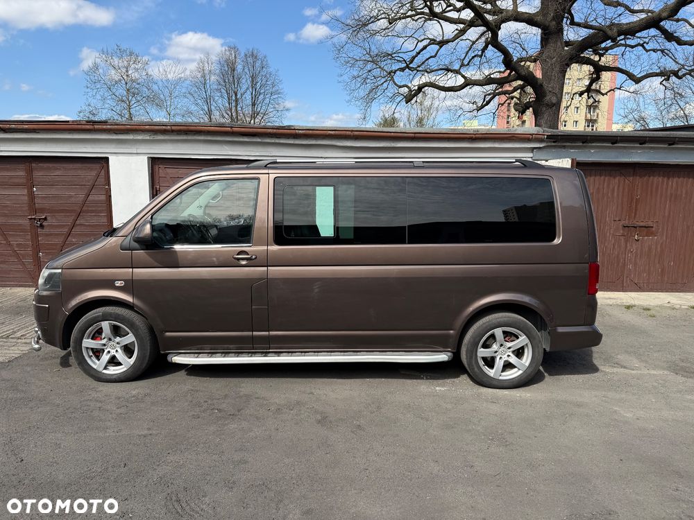 Volkswagen Multivan - 1