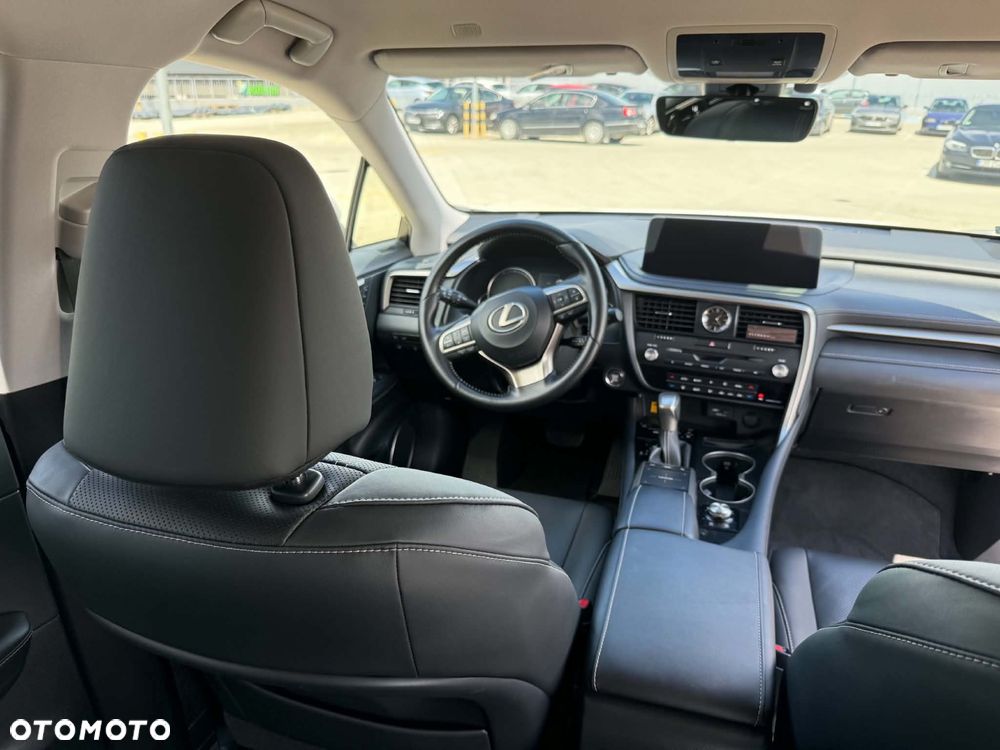 Lexus RX - 7