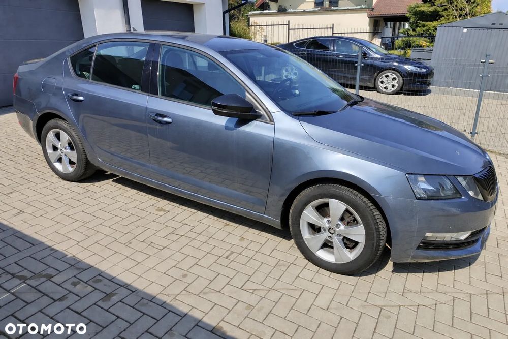 Skoda Octavia - 3