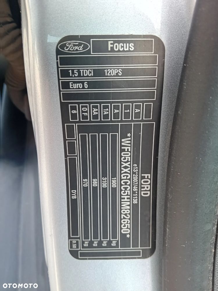 Ford Focus - 24