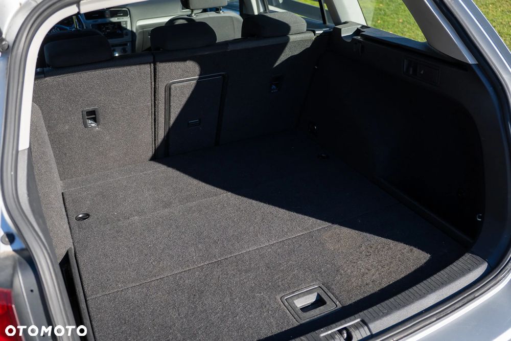 Volkswagen Golf VII Variant Diesel Comfortline - 28