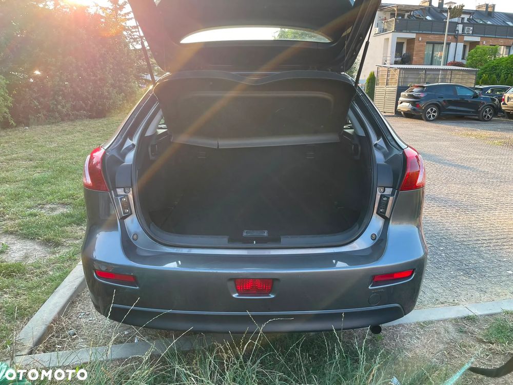 Mitsubishi Lancer 1.5 Inform - 6