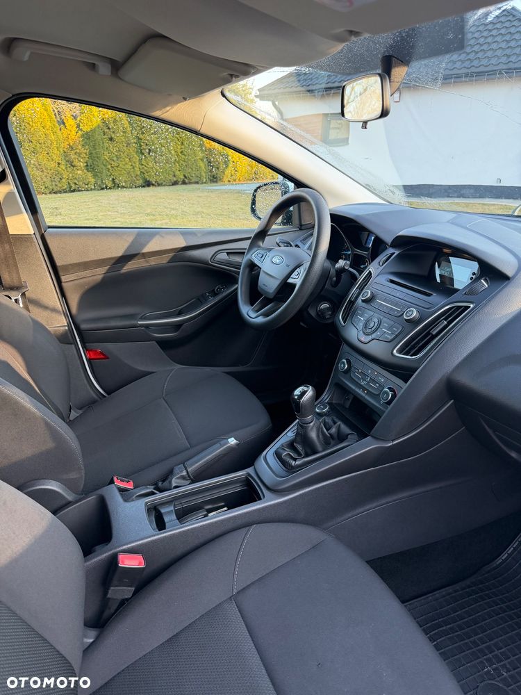 Ford Focus 1.6 Ti-VCT Trend - 8