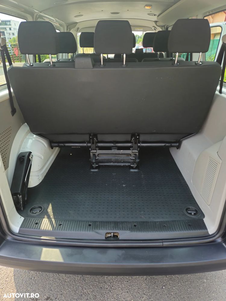 Volkswagen Transporter - 18