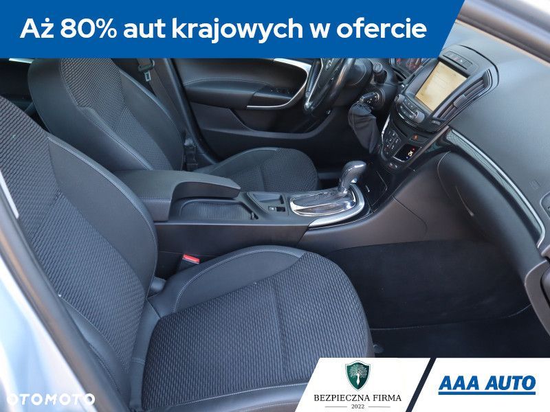 Opel Insignia - 11
