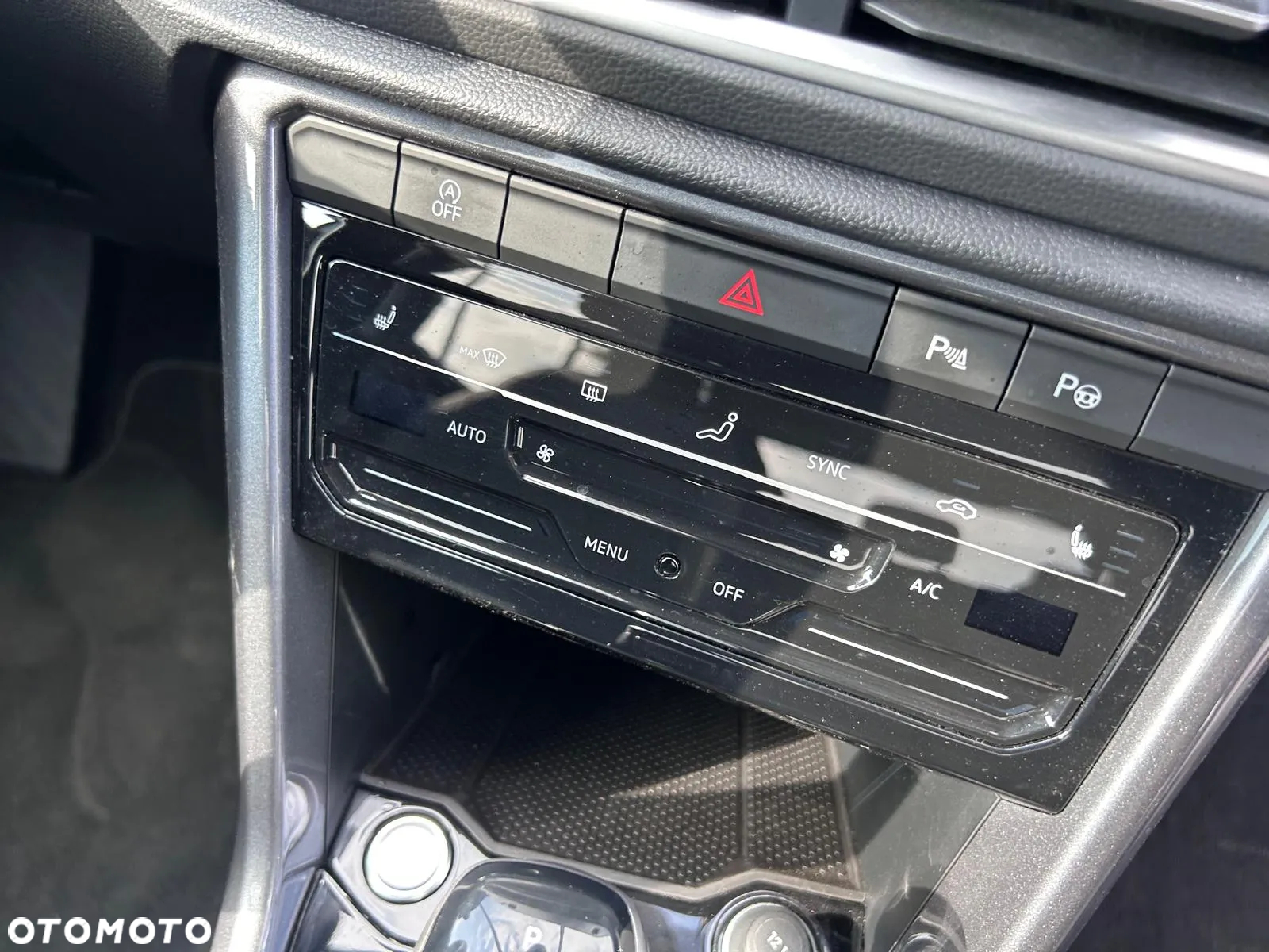 Volkswagen T-Roc 1.5 TSI Style DSG - 18