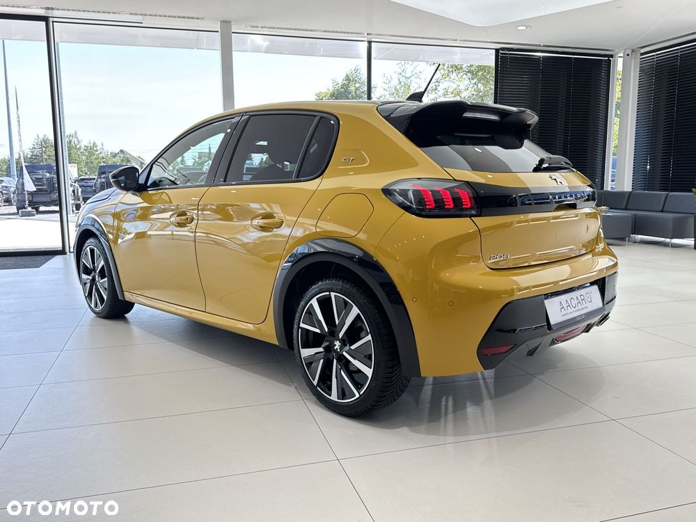 Peugeot 208 - 3