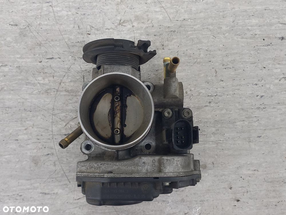 PRZEPUSTNICA VW GOLF IV 06A133064J  1.6 8V - 6