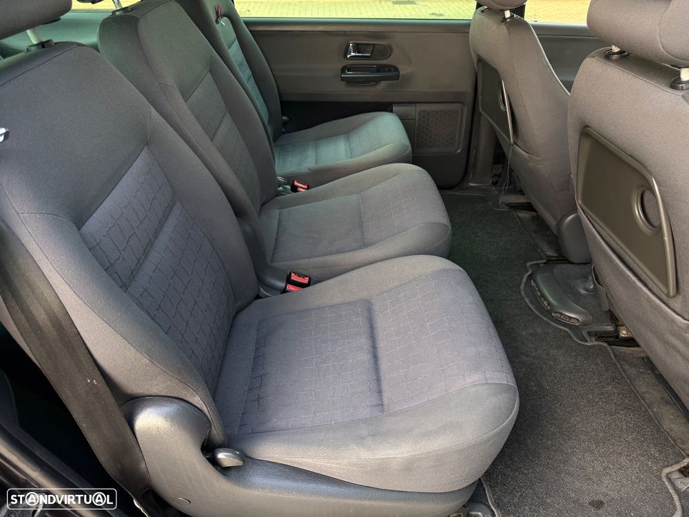 SEAT Alhambra 2.0 TDI Reference - 15