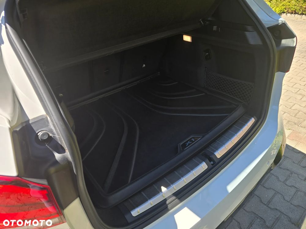 BMW X1 xDrive20i M Sport - 5