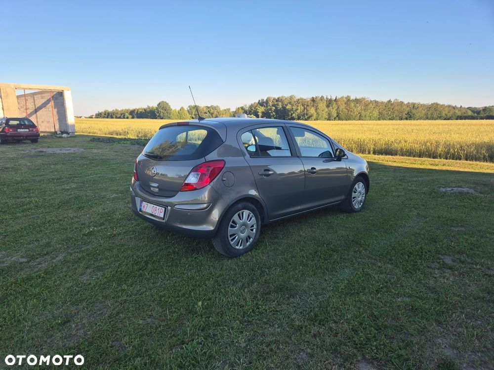 Opel Corsa 1.4 16V Enjoy - 4