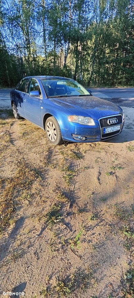 Audi A4 Limousine - 4