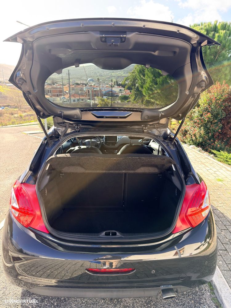 Peugeot 208 1.6 e-HDi Allure 95g - 8