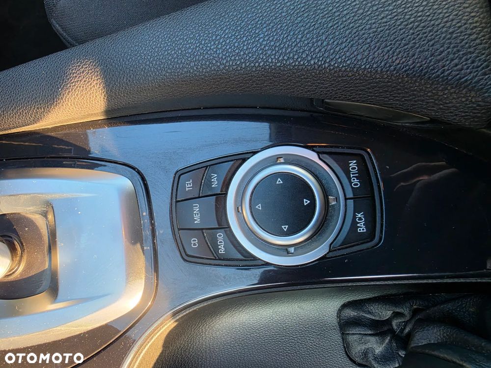BMW Seria 5 525d Edition Exclusive - 18