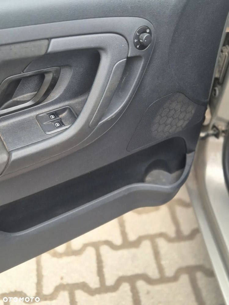 Skoda Fabia - 6