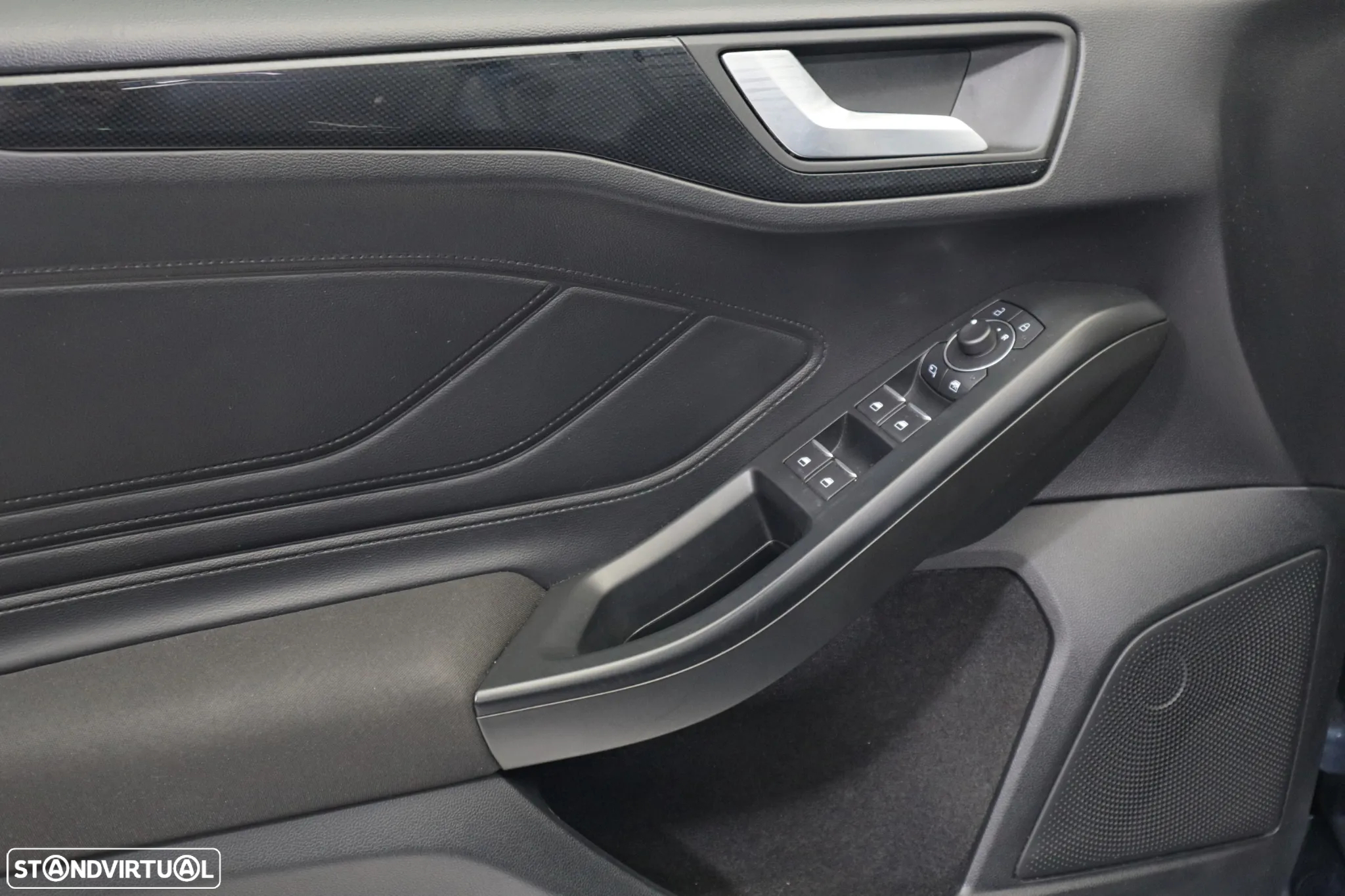 Ford Focus SW 1.0 EcoBoost MHEV ST-Line - 19