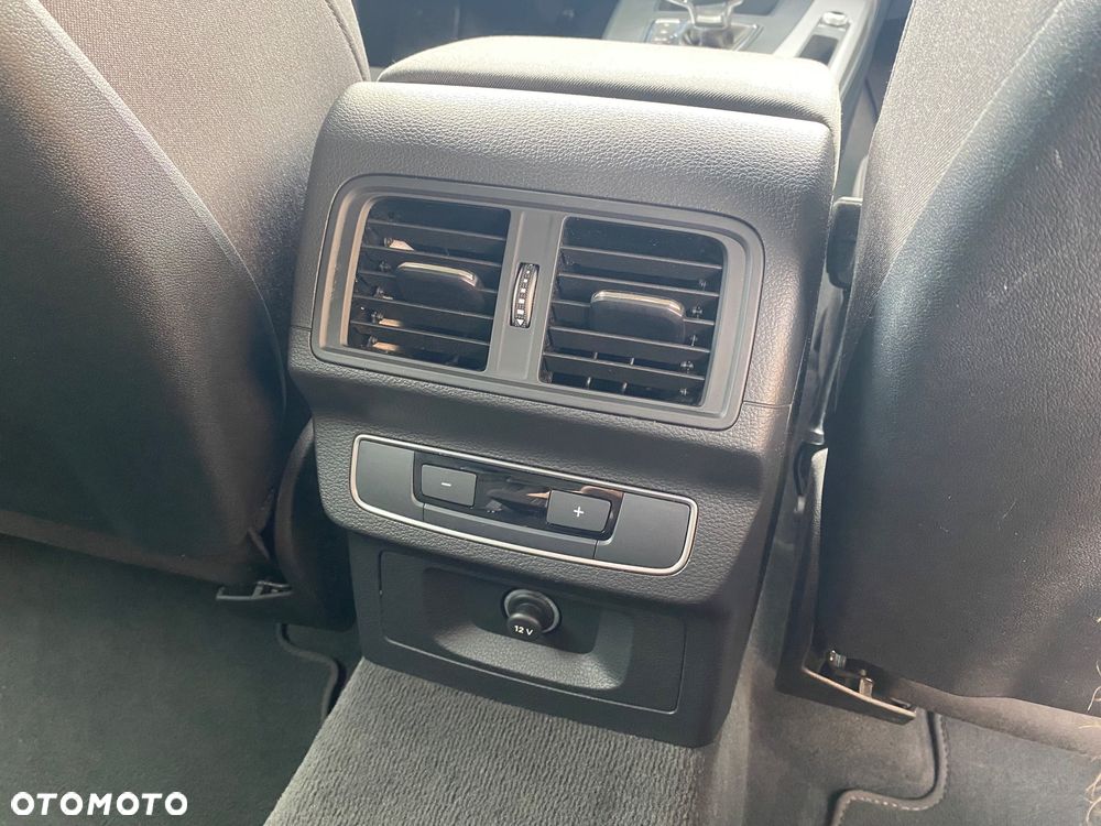 Audi Q5 35 TDI mHEV Advanced S tronic - 32
