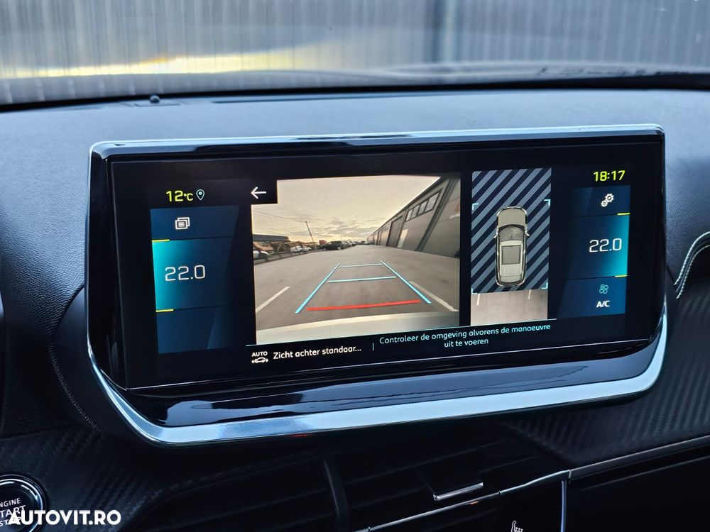 Peugeot 2008 e-2008 GT Line - 23