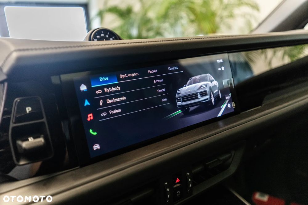Porsche Cayenne E-Hybrid PHEV Black Edition - 26