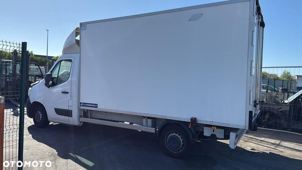 Renault Master - 1