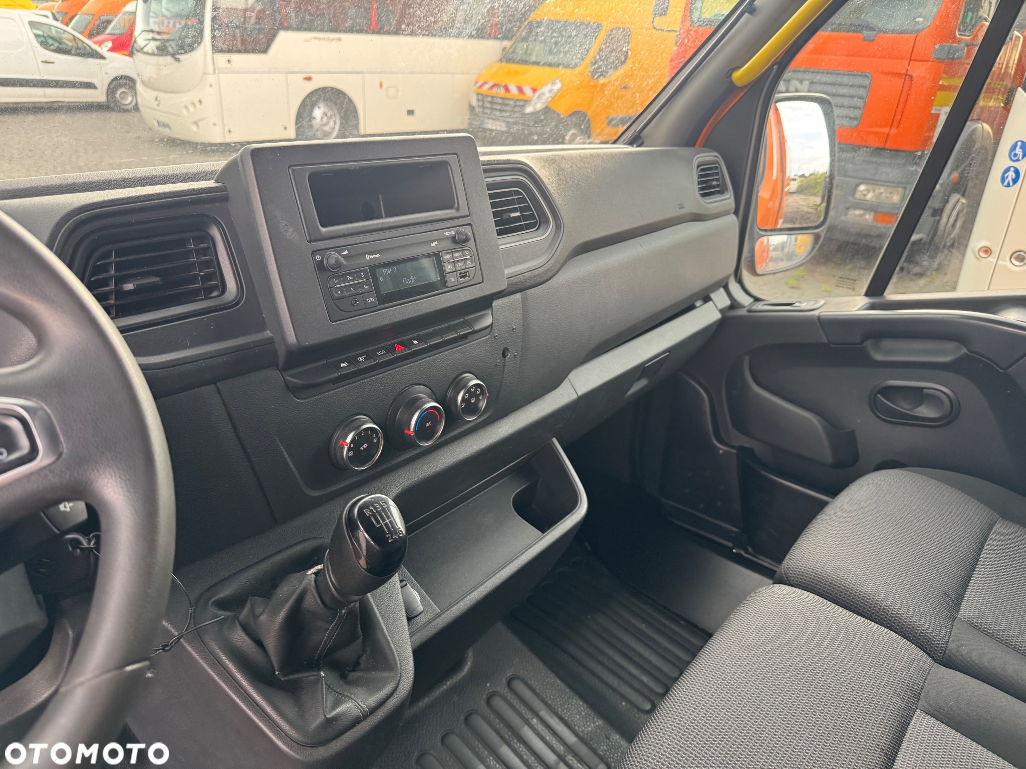 Renault Master klimatyzacja Mobilny serwis roboty drogowe Blaszak L3H3 super stan - 15