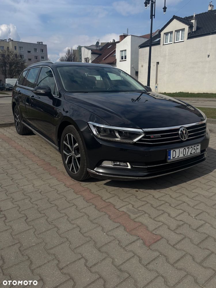 Volkswagen Passat 2.0 TDI SCR 4Mot DSG Highline - 2