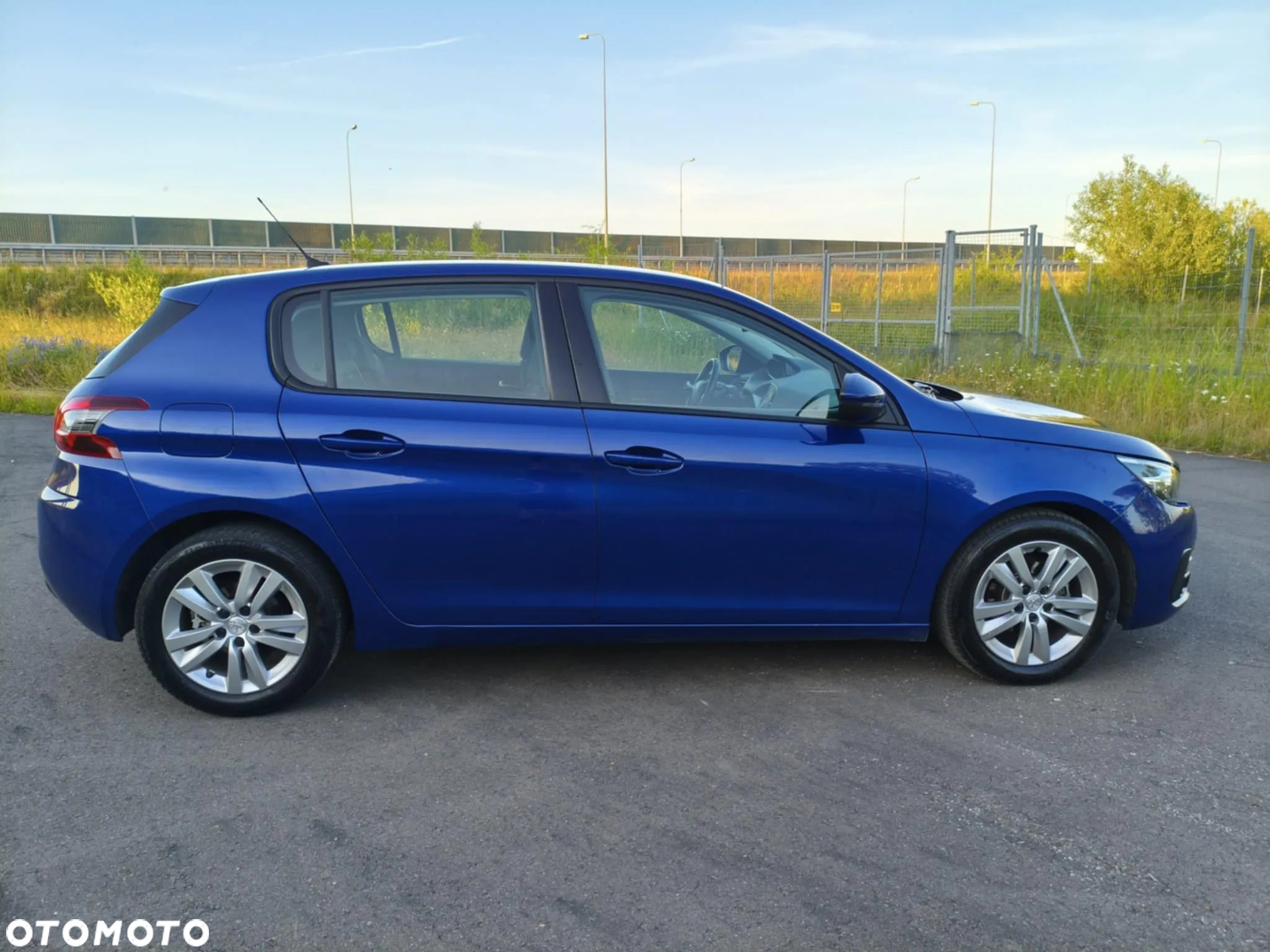 Peugeot 308 1.5 BlueHDi Active S&S - 4