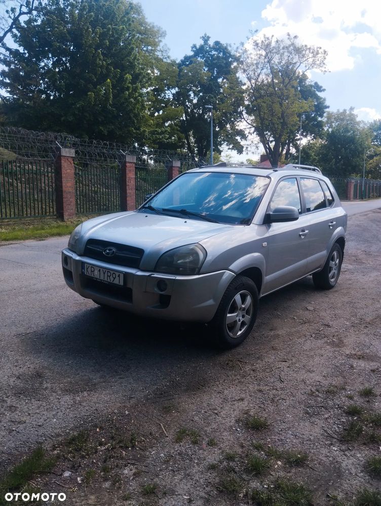 Hyundai Tucson - 2