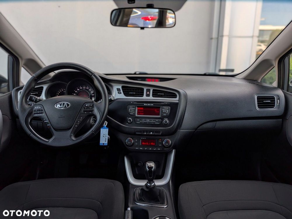 Kia Ceed 1.6 GDI L - 15