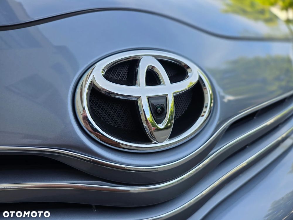 Toyota Verso 1.8 5-Sitzer Executive - 13