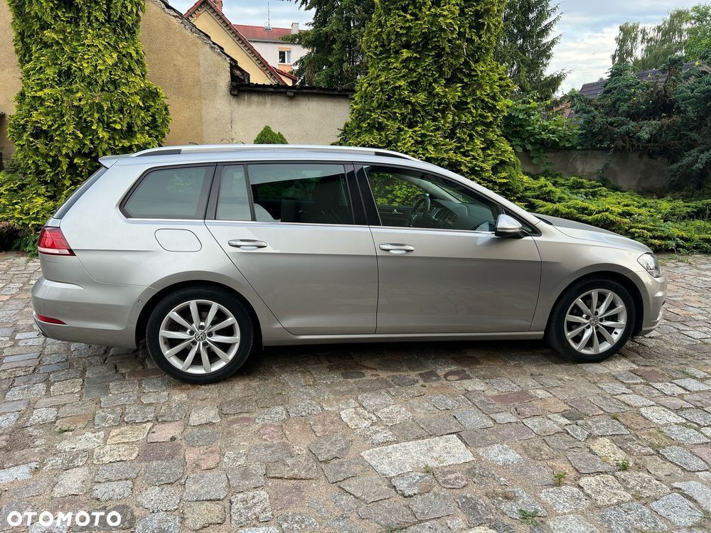 Volkswagen Golf - 5