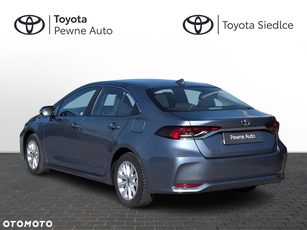 Toyota Corolla - 4